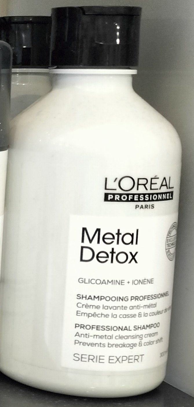 Shampoing professionnel Metal Detox anti-métal