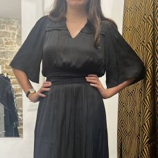ROBE USAKIA NOIR